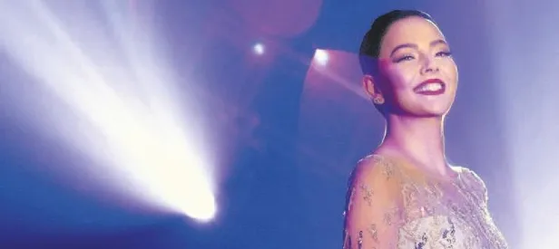 Ebru şıkır şıkır