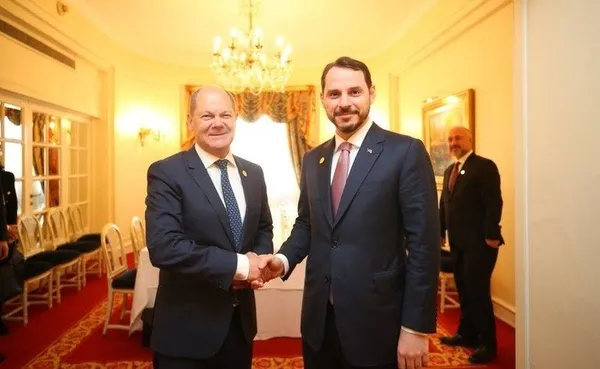 Hazine ve Maliye Bakanı Berat Albayrak'tan G-20 temasları-2