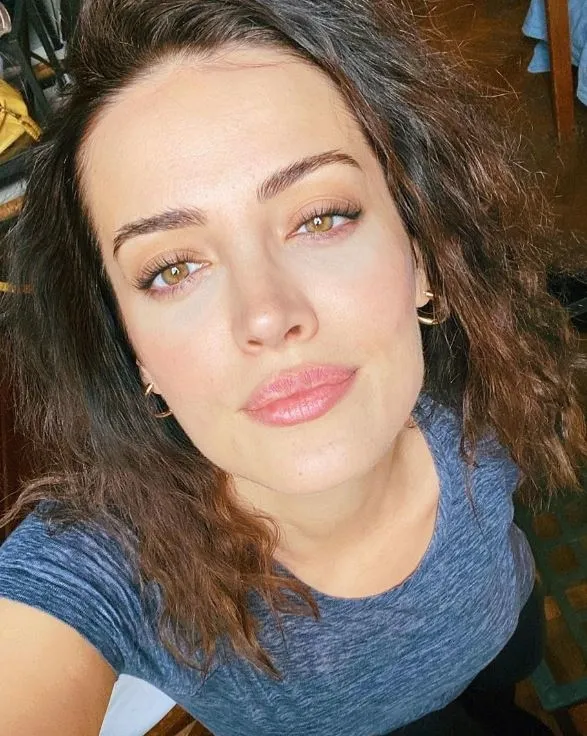 2-ayda-15-kilo-verdiren-irem-sak-diyeti-37lik-oyuncu-55-kiloya-bakin-nasil-dusmus-plazma-diyetine-basladim-1700672794849.jpg Şimdi Furkan Korkmaz'la düğün hazırlığında! "Plazma diyetine başladım..." İrem Sak 55 kiloya bakın nasıl düşmüş!-2