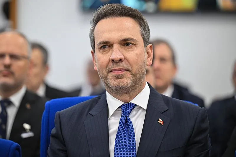 Enerji ve Tabii Kaynaklar Bakanı Alparslan Bayraktar, Bakanlığının 2026 yılı bütçe görüşmelerine katıldı. (AA)