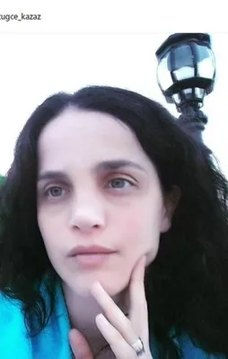 Makyajsız ünlüler görenleri hayrete düşürdü