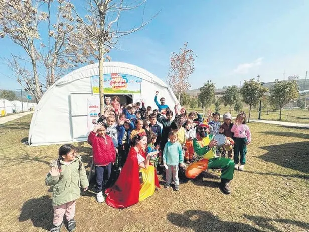 bosanma-asamasindaki-esini-canice-katleden-muhammer-gultas-sirra-kadem-basti-1678232835366.jpeg Boşanma aşamasındaki eşini canice katleden Muhammer Gültaş sırra kadem bastı-6