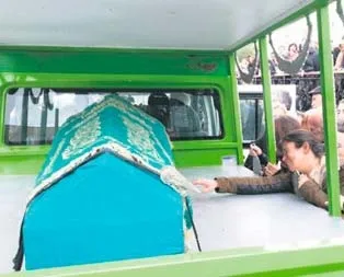 Hayatının baharında toprağa girdi