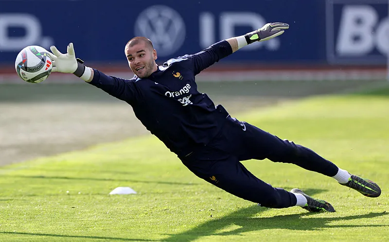 Galatasaray'a 30 milyon euroluk kaleci! Tüm adayları unutun - 25