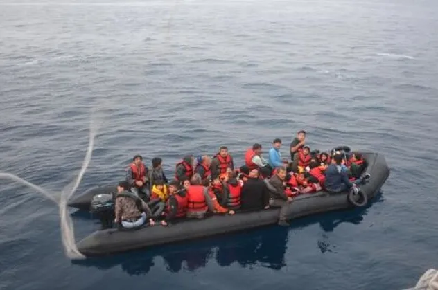 Çanakkale'de 25 kaçak göçmen yakalandı!