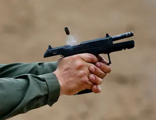Yeni bir efsane doğuyor! 'Makarov' yerini çelik yelek delen 'Udav'a bırakıyor