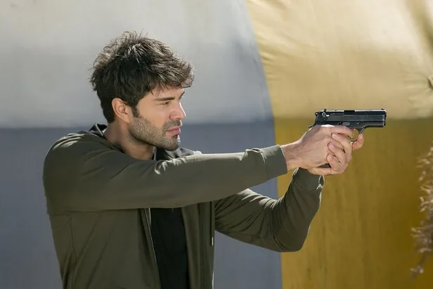 arka-sokaklar-bu-aksam-var-mi-basliyor-mu-arka-sokaklar-yeni-sezon-yeni-bolum-bugun-mu-14-ekim-2022-cuma-kanal-1665757367810.jpg Arka Sokaklar bu akşam var mı, başlıyor mu? Arka Sokaklar yeni sezon yeni bölüm bugün mü? 14 Ekim 2022 CUMA Kanal D YAYIN AKIŞI!-4