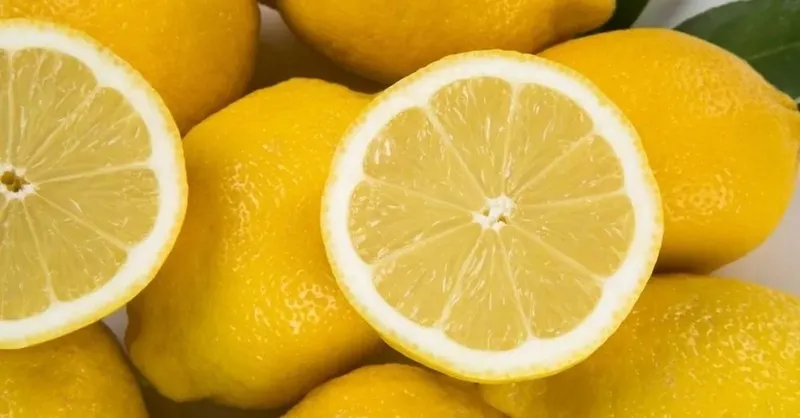 yatarken-bas-ucuna-limon-koyanlar-faydasini-say-say-bitiremiyor-her-derde-deva-1706778191543.jpg Her derde deva! Yatarken baş ucuna limon koyan faydasını say say bitiremiyor-3