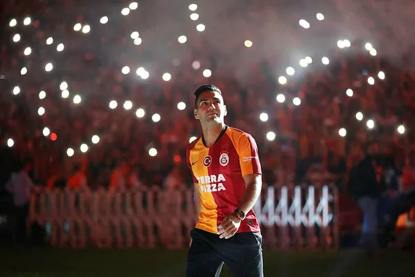 Radamel Falcao'yu ilk maçında 52 bine yakın Galatasaray taraftarı izleyecek-2