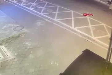 Fethiye'de AK Parti binasına taşlı saldırı | VİDEO
