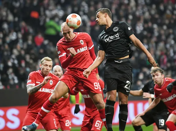 ozel-haber-i-fenerbahceden-ayrilan-michael-frey-takir-takir-gol-atiyor-1642343501063.jpg Özel Haber I Fenerbahçe'den ayrılan Michael Frey takır takır gol atıyor-2