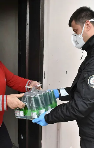 65 yaş üstüne yasak başladı! Ekiplerden öyle bir şey sipariş etti ki...