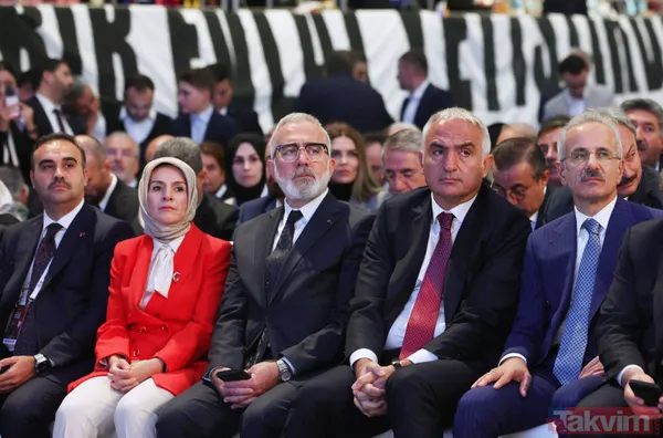 Başkan Erdoğan'ın duygu dolu anları! Annesinin ölüm yıldönümüne özel koreografi: Öyle bir evlat yetiştirdin ki... - 39