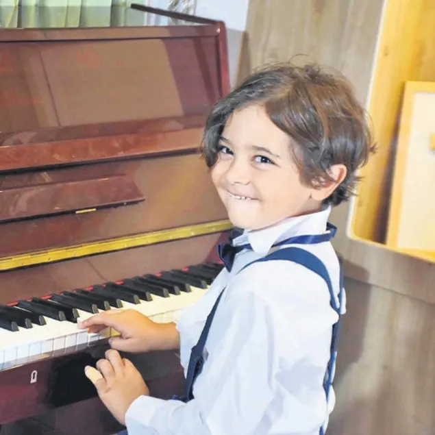 Işık saçan çocuk