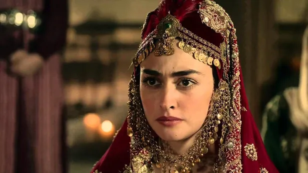 dirilis-ertugrulun-yildizi-oyunculugu-birakiyor-iddialarina-olay-yanit-benim-yerime-baskasi-1606503268932.jpg Diriliş Ertuğrul'un yıldızı oyunculuğu bırakıyor iddialarına olay yanıt! Benim yerime başkası...-8