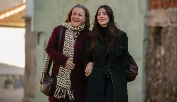 Annem film konusu nedir? Annem filminin oyuncuları kimler?-2