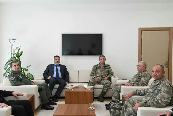Komutanlar Suriye sınırında-3