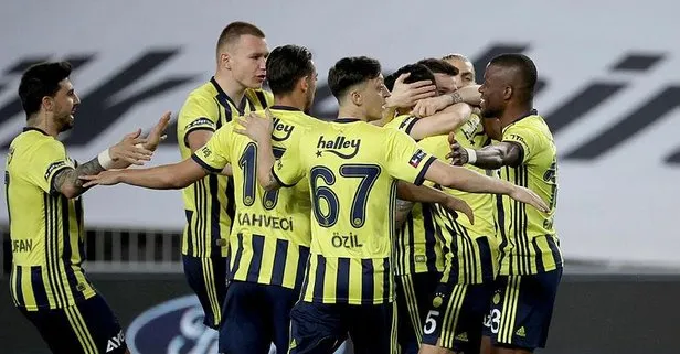 Fenerbahçe evinde Erzurumspor engelini çok rahat aştı