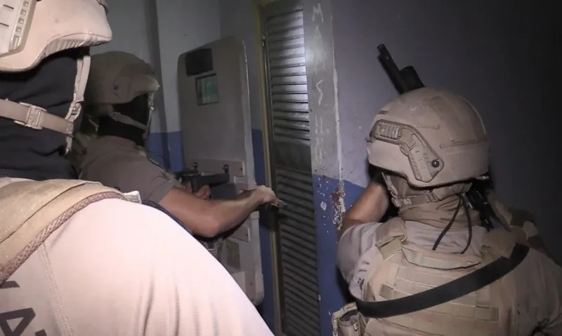Mersin'de terör operasyonu: 12 kişi yakalandı-5