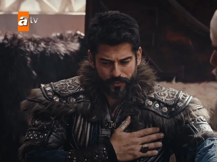 atvnin-sevilen-dizisi-kurulus-osman-milyonlari-ekrana-kilitledi-alaeddin-bey-hacli-ve-mogol-saldirisindan-iste-1702501622879.jpeg ATV'nin sevilen dizisi 'Kuruluş Osman' milyonları ekrana kilitledi! Alaeddin Bey, Haçlı ve Moğol saldırısından işte böyle kurtuldu!-7