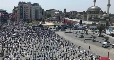 27 yıllık hayal gerçek oldu! Taksim Camii ibadete açıldı! Vatandaş Taksim Meydanını doldurdu