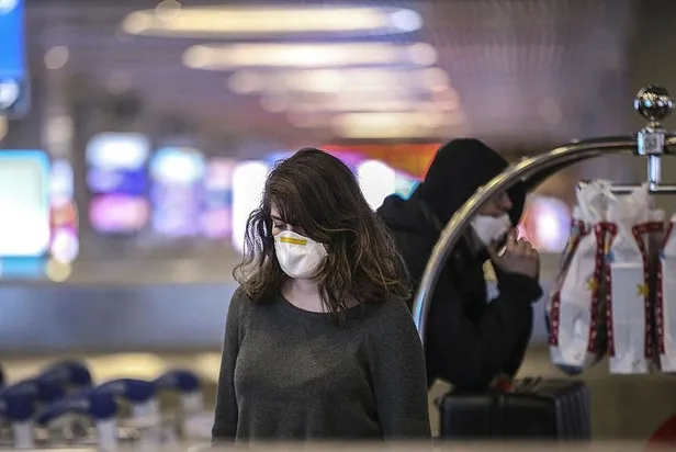 İngiltere'deki Türk vatandaşlarını taşıyan uçak İstanbul'a geldi: Türkiye kadar ciddiye alan yok-3