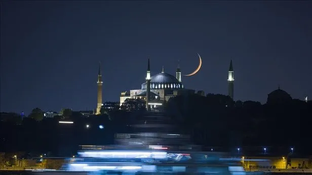 İSTANBUL İFTAR VAKTİ VE SAHUR SAATLERİ! 2024 Ramazan İmsakiyesi İstanbulda oruç ne zaman, saat kaçta açılacak?