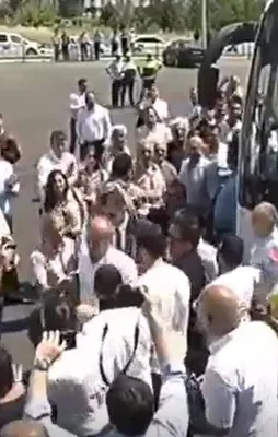 Muharrem İnce'den skandal hareket! Vatandaşı elinin tersiyle itti