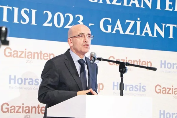 hazine-ve-maliye-bakani-mehmet-simsek-duyurdu-yatirimcilarin-rotasi-turkiye-horasis-global-bulusmasi-gaziantep-1698009915973.jpeg Hazine ve Maliye Bakanı Mehmet Şimşek, duyurdu: Yatırımcıların rotası Türkiye! |HORASIS Global buluşması Gaziantep'te yapıldı-2