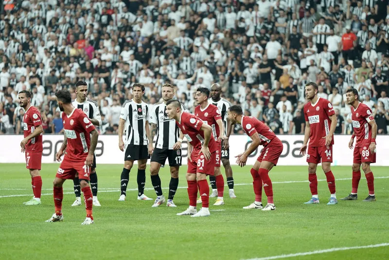 Beşiktaş'ta yaprak dökümü! 5 yıldıza veda - 15