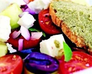 Feta Salatası Tarifi