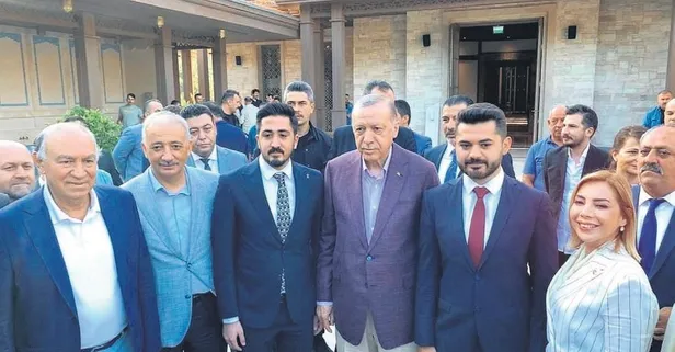 Başkan Recep Tayyip Erdoğan yayınladığı mesajla 85 milyonun bayramını kutladı