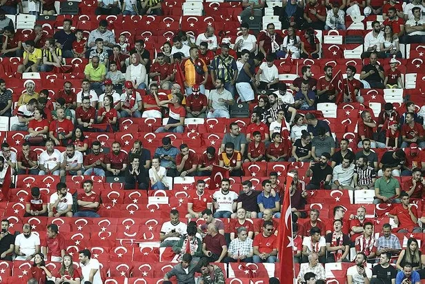 A Milli Takım son dakikada güldü! Ozan Tufan'dan hayat öpücüğü...-3