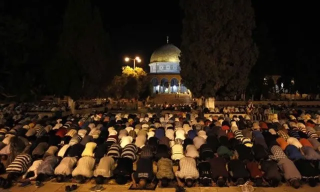 Teravih namazı nasıl kılınır? Teravih kılınışı anlatımı! Teravih namazı kaç rekat ve hangi dualar okunur?-1