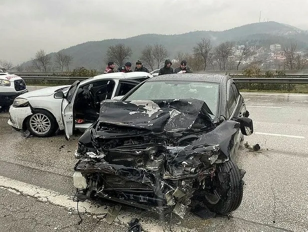 osmaniyede-trafik-kazasi-polis-memurundan-aci-haber-1648327558081.jpeg Osmaniye'de trafik kazası! Polis memurundan acı haber-2