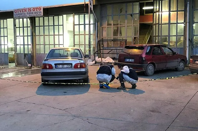 Zonguldak'ta boyattığı otomobilin renk tonunu beğenmedi dehşet saçtı!