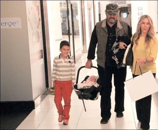 68’lik baba ve kızı Maya