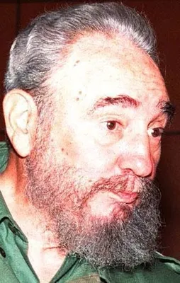 Fidel Castro hayatını kaybetti