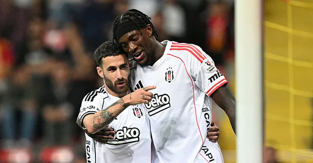 Rafa Silva'dan kariyerinde ilk hat-trick