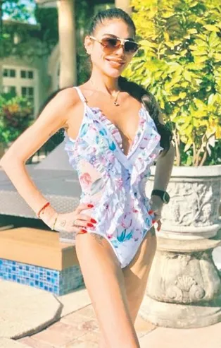 Süreyya Yalçın Miami’de güneş banyosu