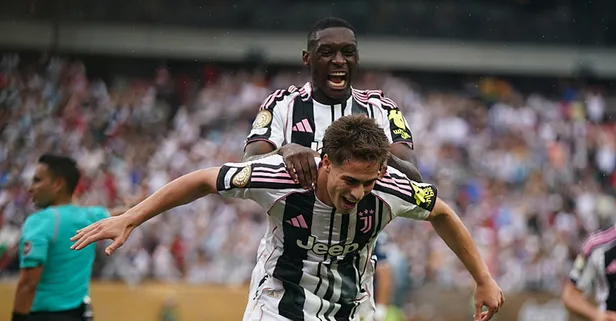 Galatasaray ve Fenerbahçe istiyordu! Kolo Muani'den transfer itirafı