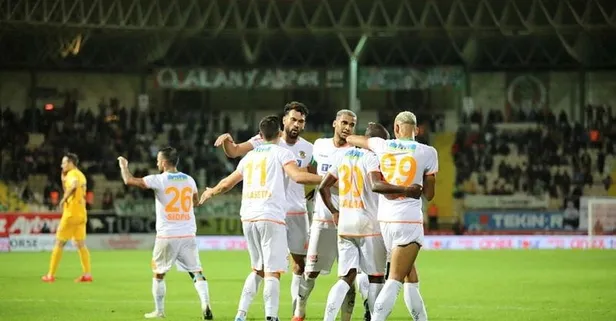 Alanya evinde farklı kazandı! Aytemiz Alanyaspor 5-0 Ankaragücü (MAÇ SONUCU)
