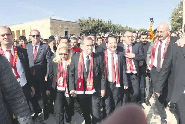 Galatasaray sahasında Beşiktaş'ı mağlup etti! Okan Buruk'tan Icardi ve Süper Kupa yorumu-7