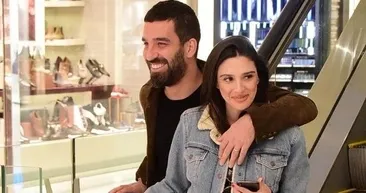 Aslıhan Doğanın dolabında servet yatıyor!