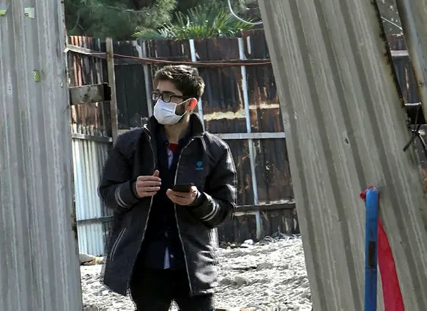 istanbulda-belediye-binasinin-yikimi-sirasinda-dogalgaz-borusu-patladi-1611236290043.jpg İstanbul'da belediye binasının yıkımı sırasında doğalgaz borusu patladı-1