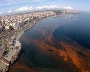 Marmara’da dikkat çeken görüntü! Turuncuya döndü