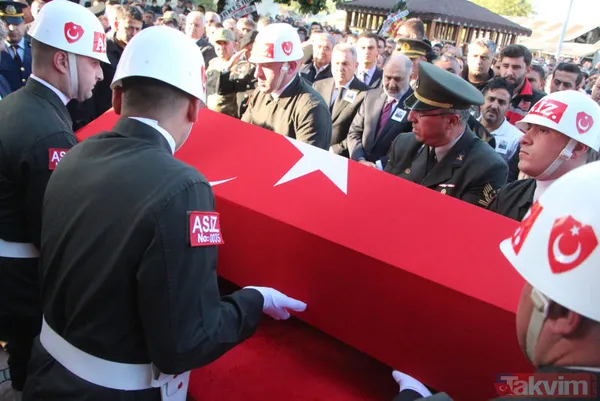 Şehit Piyade Komando Binbaşı Mehmet Duman son yolculuğuna uğurlandı... Duygulandıran sözler - 36