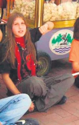 Kırmızı fularlı kız Rakka’da öldü