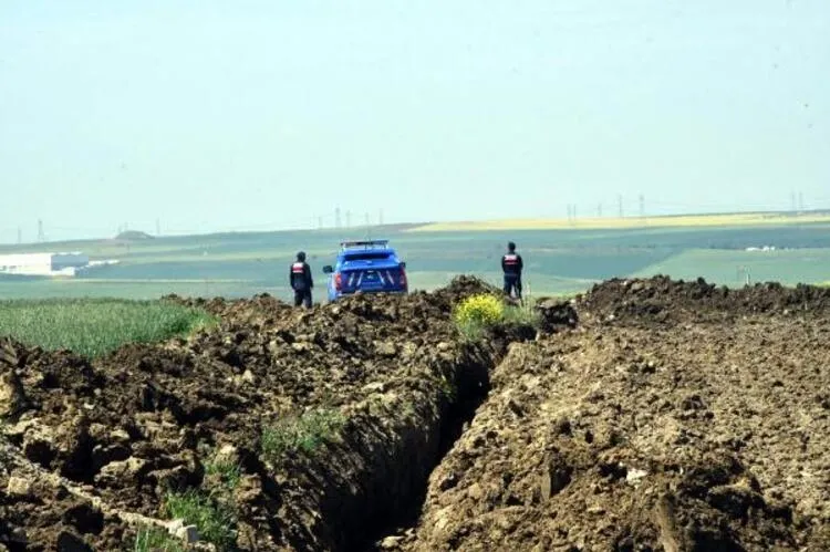 Tekirdağ'da kaçak geçişlere yönelik tarlalarda motosikletli denetim-2