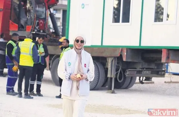 Ünlü Oyuncu, "Hep Birlikte Bu Zor Günleri Aşmak İçin Gece Gündüz Çalışıyoruz. Konteyner Kentimiz Kurulurken Acil İhtiyacı Olan Aileler İçin Çadırlar Hazırladık"...